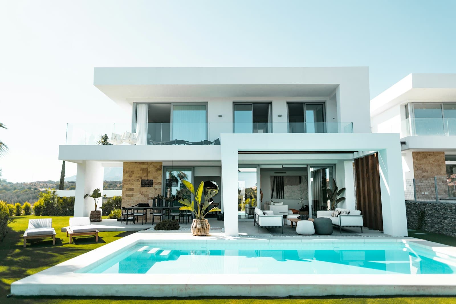 Test photo, villa terrace in Dubai Marina, Dubai